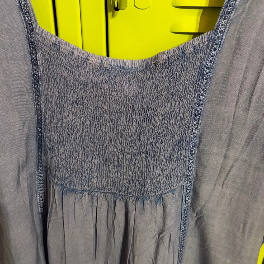 Sleeveless Embroidered Pintuck Tunic Top - Light Periwinkle - Picture 4 of 4